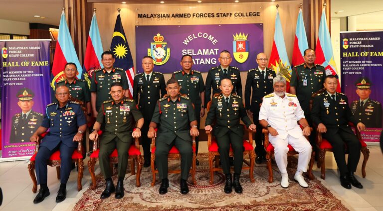 𝐌𝐀𝐋𝐀𝐘𝐒𝐈𝐀𝐍 𝐀𝐑𝐌𝐄𝐃 𝐅𝐎𝐑𝐂𝐄𝐒 𝐒𝐓𝐀𝐅𝐅 𝐂𝐎𝐋𝐋𝐄𝐆𝐄 𝐇𝐀𝐋𝐋 𝐎𝐅 𝐅𝐀𝐌𝐄 𝐈𝐍𝐃𝐔𝐂𝐓𝐈𝐎𝐍 𝐂𝐄𝐑𝐄𝐌𝐎𝐍𝐘 𝟐𝟗 𝐎𝐜𝐭𝐨𝐛𝐞𝐫 𝟐𝟎𝟐𝟓, 𝐏𝐮𝐭𝐫𝐚𝐣𝐚𝐲𝐚